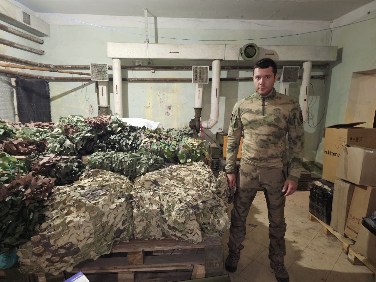 Алиханов: «будем отрабатывать просьбы по снаряжению и быту в 1004 полку» Алиханов: «будем отрабатывать просьбы по снаряжению и быту в 1004 полку»