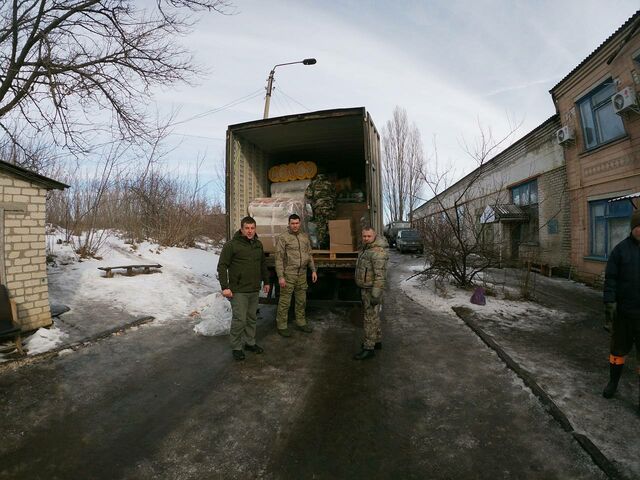 Алиханов: Был у наших ребят, привезли БПЛА, калиматоры и много другого полезного Алиханов: Был у наших ребят, привезли БПЛА, калиматоры и много другого полезного