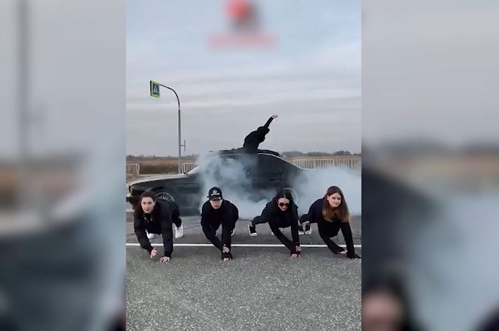 Любая погода подходит, чтобы исполнять: калининградские автоледи подключились к челленджу от МЧС Любая погода подходит, чтобы исполнять: калининградские автоледи подключились к челленджу от МЧС