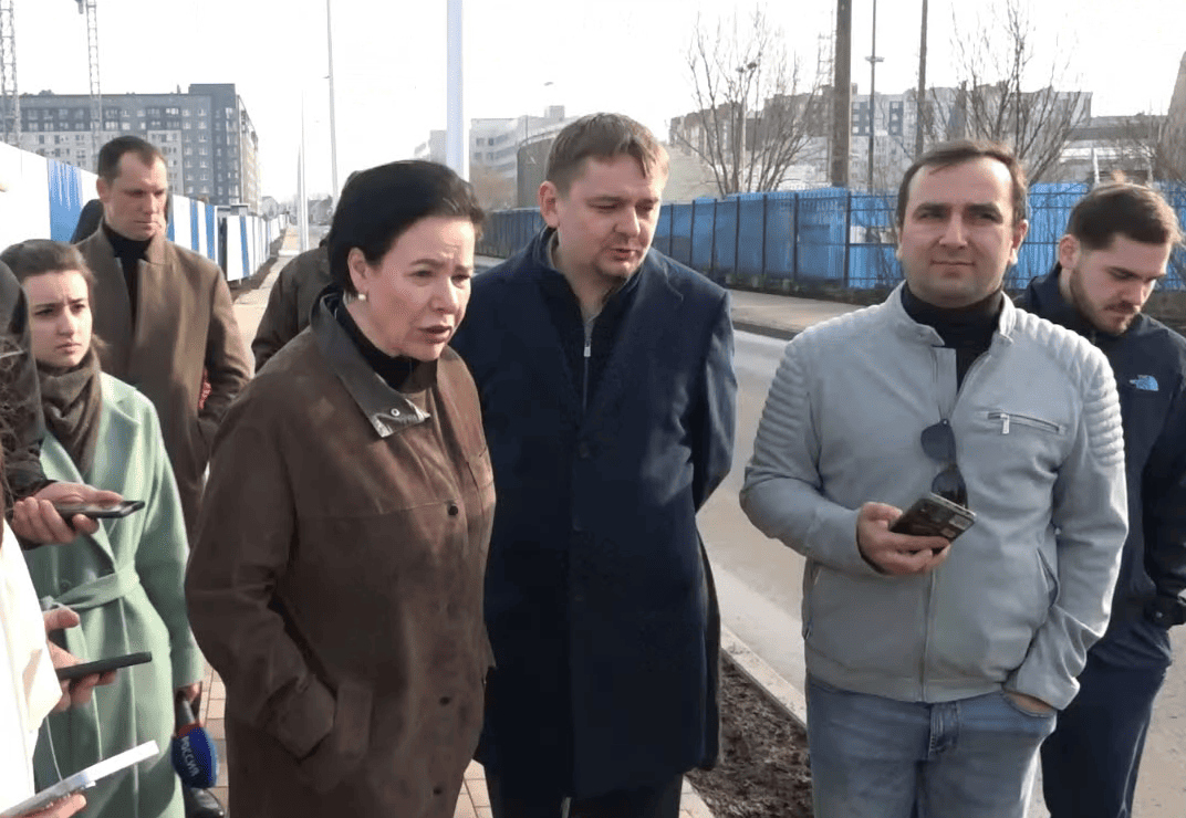дятлова