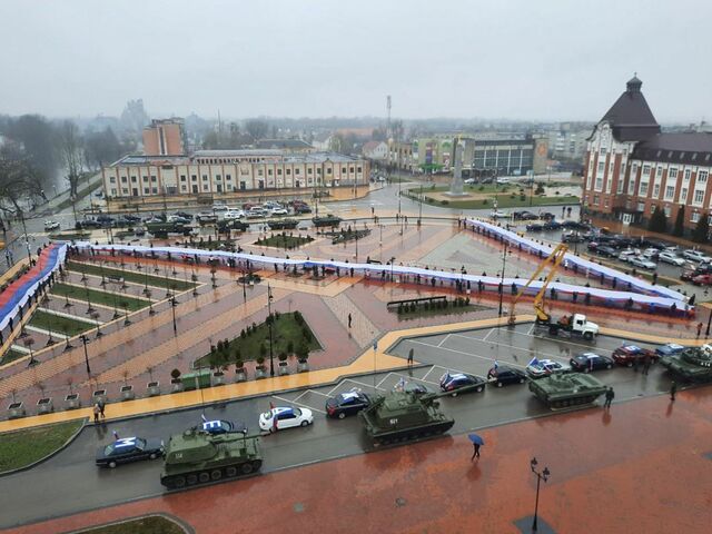 В Калининградской области прошел автопробег в поддержку СВО В Калининградской области прошел автопробег в поддержку СВО